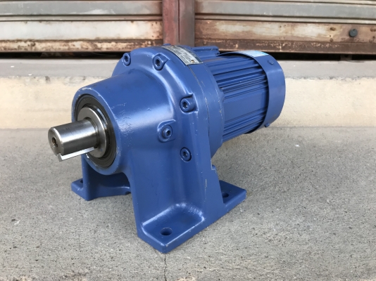 ขายมอเตอร์เกียร์ Cycro drive Sumitomo 1/3HP. 380V อัตราทด 1:51 สภาพสวยมาก เทสงาน ครั้งเดียว พร้อมใช้งาน