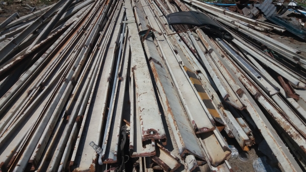 ขายเหล็กตัวซีมี5น้วกีบ3นิ้วกกละ15.50