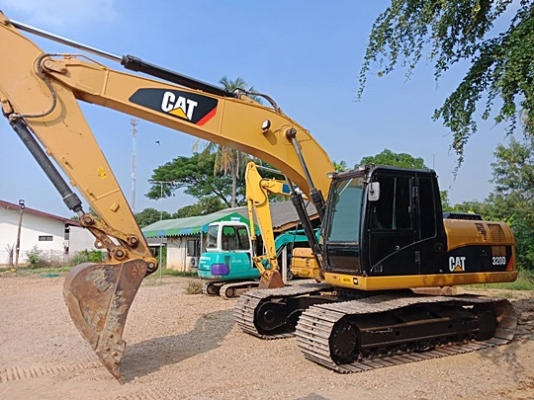 ขายรถขุด cat320d รถสภาพสวยสมบรูณ์ พร้อมใช้(คันที่2) สนใจติดต่อสอบถาม 092-3309229 อีด