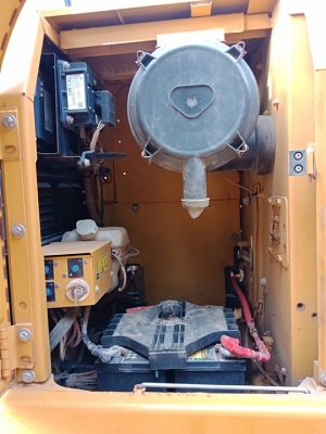 ขายรถขุด cat320d รถสภาพสวยสมบรูณ์ พร้อมใช้(คันที่2) สนใจติดต่อสอบถาม 092-3309229 อีด