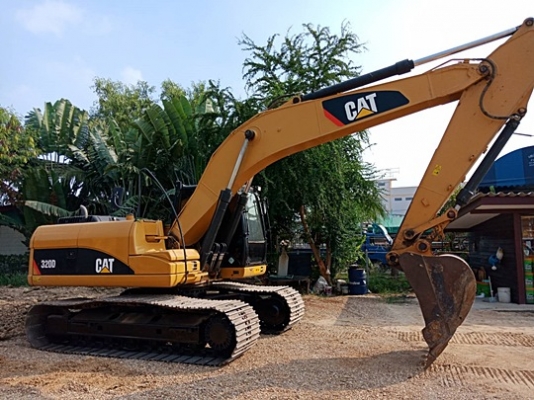 ขายรถขุด cat320d รถสภาพสวยสมบรูณ์ พร้อมใช้(คันที่2) สนใจติดต่อสอบถาม 092-3309229 อีด
