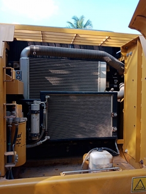 ขายรถขุด cat320d รถสภาพสวยสมบรูณ์ พร้อมใช้(คันที่2) สนใจติดต่อสอบถาม 092-3309229 อีด