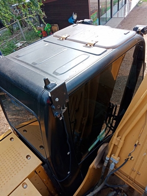 ขายรถขุด cat320d รถสภาพสวยสมบรูณ์ พร้อมใช้(คันที่2) สนใจติดต่อสอบถาม 092-3309229 อีด