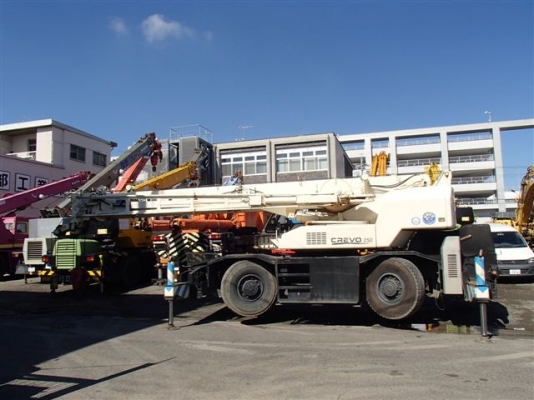 รถเครน TADANO TR250M-7 FB3400 รถเครน TADANO TR250M-7 FB3400
