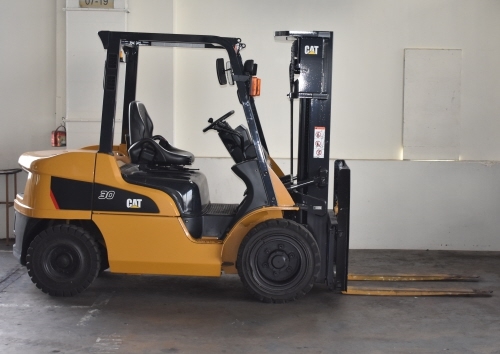 ขาย Forklift CAT DP30NT ดีเซล รถนำเข้า เสา 4.7 เมตร Full-Free + Side Shift