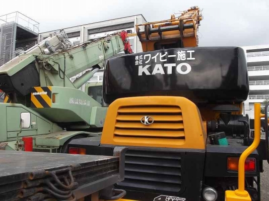 รถเครน KATO KR25H-V6 5410213 รถเครน KATO KR25H-V6 5410213