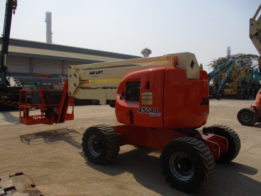ขายรถกระเช้าล้อยาง JLG 450AJ นำเข้าจาก USA สภาพพร้อมใช้งาน สวยมากๆ ถูกๆเลยครับพี่น้อง ขายรถกระเช้าล้อยาง JLG 450AJ นำเข้าจาก USA สภาพพร้อมใช้งาน สวยมากๆ ถูกๆเลยครับพี่น้อง