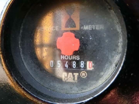ขายรถขุด ยี่ห้อ: CAT แบบ: 303CR ขนาดPc30  ชั่วโมงการทำงาน 5488 ชม. คอนโทนสั้นปั้มนิ้ว ราคา 420,000 บาท (ต่อรองได้)    เครื่อง3สูบ ช่วงล่างแน่น100\% #มีลายหัวแย๊ก รถเก่านอกแท้ญี่ปุ่น  มีเอกสารใบอินวอย ไม่เคยใช้งานในไทย100\% รถพร้อมใช้งาน สนใจติดต่อ : 099-907