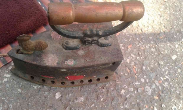 เตารีดหัวไก่ 9 รู