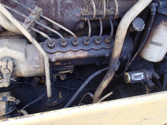 รถดันดิน CAT D6 90B 1856 รถดันดิน CAT D6 90B 1856