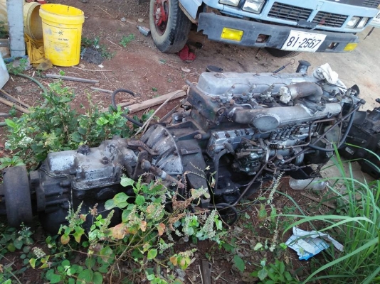 ขายเครื่องอีซูสุ 6BD 165 แรงม้า พร้อมเกียร์ พร้อมใบคุม