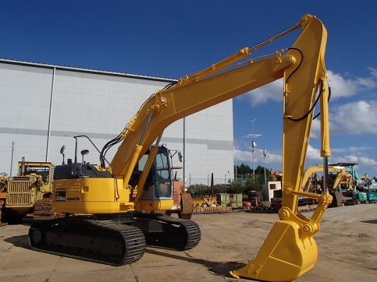 รถขุด KOMATSU PC228US-3E0 41753 รถขุด KOMATSU PC228US-3E0 41753