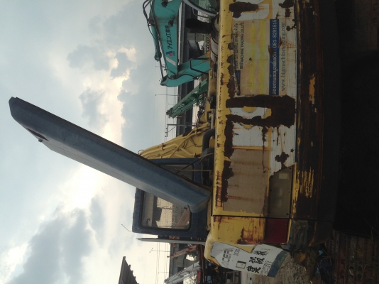 รถขุด KOBELCO SK200-1 YN-16501