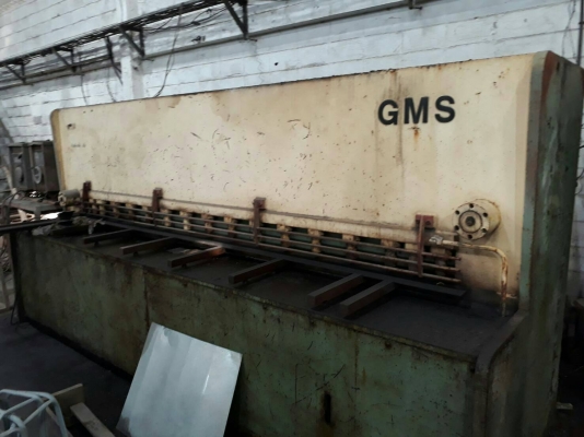 ขายเครื่องตัดเหล็กใต้หวันGMSยาว3050หรือ10ฟุตตัดได้6.5มิลแบ็คเก็ตไฟฟ้าครับ