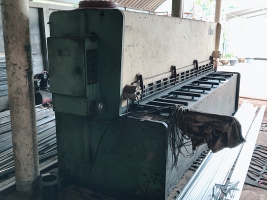 ขายเครื่องตัดเหล็กใต้หวันGMSยาว3050หรือ10ฟุตตัดได้6.5มิลแบ็คเก็ตไฟฟ้าครับ ขายเครื่องตัดเหล็กใต้หวันGMSยาว3050หรือ10ฟุตตัดได้6.5มิลแบ็คเก็ตไฟฟ้าครับ