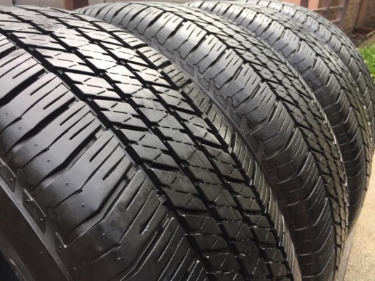 ยาง Bridgestone 265 60 18 ปี16 ดอกเต็ม ไม่มีปะ ใช้ยาว ราคาไม่แพง ยาง Bridgestone 265 60 18 ปี16 ดอกเต็ม ไม่มีปะ ใช้ยาว ราคาไม่แพง