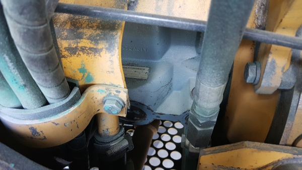 ขาย รถขุด KOMATSU รุ่น PC45-1- มือสองญี่ปุ่น แทรกเหล็ก สลัก บูทเอวแน่น 100\% ปั้มนิ้ว-ยูชิดะ-  สวยพร้อมใช้งาน มือถือ 0818753444