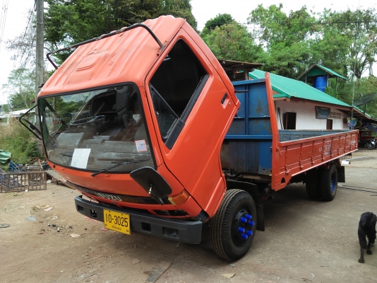 ขายอีซูซุ115 แรง..ยาว5เมตรครึ่ง098.4549988 ขายอีซูซุ115 แรง..ยาว5เมตรครึ่ง098.4549988