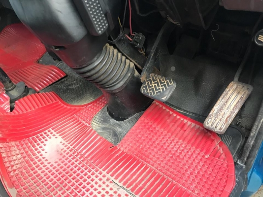 ขายหัวเก๋งรถบรรทุก 4ล้อ,6 ล้อเล็ก ISUZU NKR นำเข้าจากญี่ปุ่น พร้อมใช้ สนใจติดต่อ 081-9485494