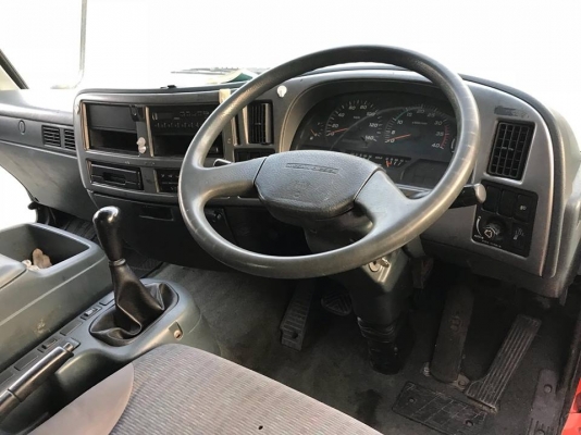 ขายหัวเก๋ง NISSAN UD 2ใบปัด นำเข้าจากญึ่ปุ่น100\% ราคาถูกๆ สภาพสวยๆมาก สนใจติดต่อ 081-948-5494