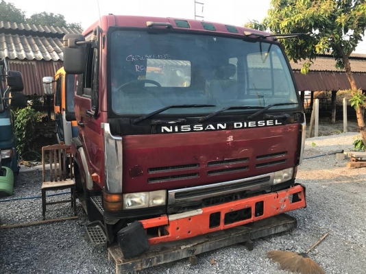 ขายหัวเก๋ง NISSAN UD(BIG THUMB) นำเข้าจากญึ่ปุ่น100\% ราคาถูกๆ สภาพสวยๆมาก สนใจติดต่อ 081-948-5494