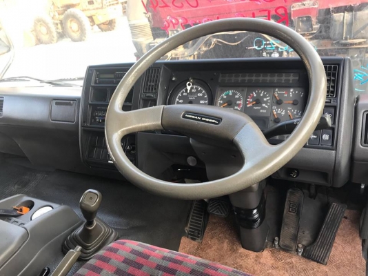 ขายหัวเก๋ง NISSAN UD(BIG THUMB) นำเข้าจากญึ่ปุ่น100\% ราคาถูกๆ สภาพสวยๆมาก สนใจติดต่อ 081-948-5494 ขายหัวเก๋ง NISSAN UD(BIG THUMB) นำเข้าจากญึ่ปุ่น100\% ราคาถูกๆ สภาพสวยๆมาก สนใจติดต่อ 081-948-5494