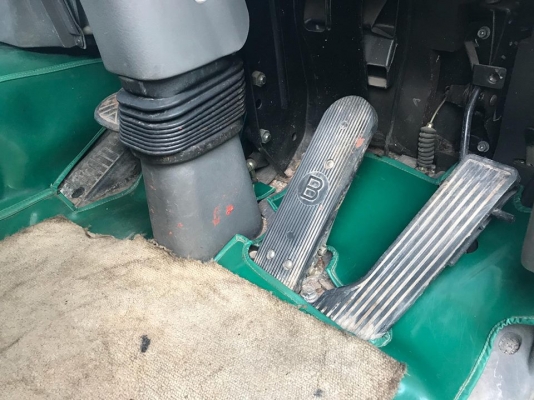 ขายหัวเก๋ง NISSAN UD(BIG THUMB) นำเข้าจากญึ่ปุ่น100\% ราคาถูกๆ สภาพสวยๆมาก สนใจติดต่อ 081-948-5494