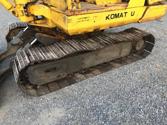 ขายรถแม็คโคร KOMATSU PC40-3 นำเข้าจากญี่ปุ่นแท้ๆ  ไม่เคยผ่านการใช้งานในไทย สภาพพร้อมใช้ สนใจติดต่อ 081-9485494