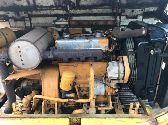ขายรถแม็คโคร KOMATSU PC40-3 นำเข้าจากญี่ปุ่นแท้ๆ  ไม่เคยผ่านการใช้งานในไทย สภาพพร้อมใช้ สนใจติดต่อ 081-9485494
