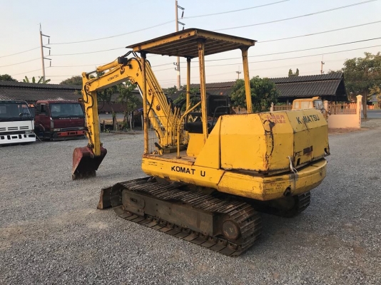 ขายรถแม็คโคร KOMATSU PC40-3 นำเข้าจากญี่ปุ่นแท้ๆ  ไม่เคยผ่านการใช้งานในไทย สภาพพร้อมใช้ สนใจติดต่อ 081-9485494