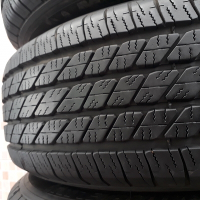 ขายยาง MICHELIN 265-65-17 ปี15 งามๆ 1ชุด