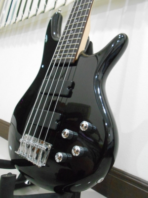 เบสไฟฟ้า 5 สาย ยี่ห้อ Better สีดำ ของใหม่ ทรงไอบาเนส ขายถูก เบสไฟฟ้า 5 สาย ยี่ห้อ Better สีดำ ของใหม่ ทรงไอบาเนส ขายถูก