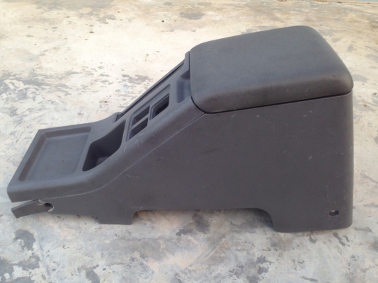 คอนโซลกลาง isuzu mu  1200บาท