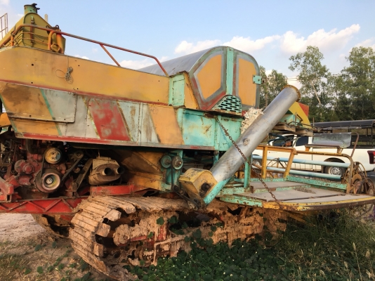 ขายรถเกี่ยวข้าว ขายรถเกี่ยวข้าว