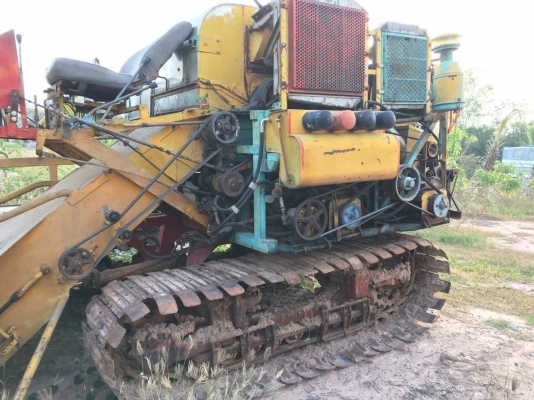 ขายรถเกี่ยวข้าว ขายรถเกี่ยวข้าว