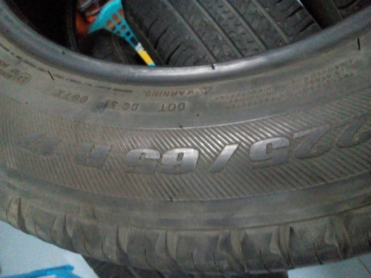 225/65R17  MICHELIN LATITUDE tour ชุด 4 เส้น  โทร.081-427-3941  ไอดีไลน์ 0814273941