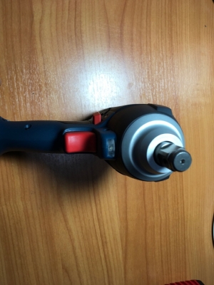 บล็อก ไร้สาย BOSCH GDS 18V-EC 250 Brushless บล็อก ไร้สาย BOSCH GDS 18V-EC 250 Brushless