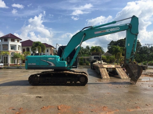 ขายรถแบ็คโฮ KOBELCO SK200-8 Yn12 Super สภาพดี พร้อมใช้งาน