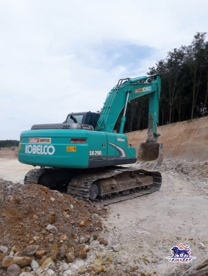 ขายรถแบ็คโฮ KOBELCO SK200-8 Yn12 Super ระบบแห้ง สภาพพร้อมใช้งาน ราคาไม่แรง