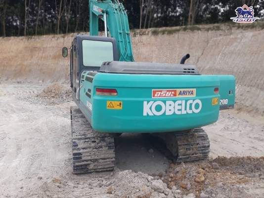 ขายรถแบ็คโฮ KOBELCO SK200-8 Yn12 Super ระบบแห้ง สภาพพร้อมใช้งาน ราคาไม่แรง