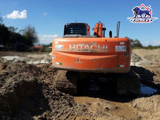 ขายรถแบ็คโฮ HITACHI ZX200-3 สภาพพร้อมใช้งาน ระบบแห้งมาก เจ้าของต้องการใช้เงินด่วน แจ้งขายถูก ขายรถแบ็คโฮ HITACHI ZX200-3 สภาพพร้อมใช้งาน ระบบแห้งมาก เจ้าของต้องการใช้เงินด่วน แจ้งขายถูก