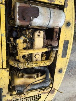 รถบ้านฝากขาย...KOBELCO SK120-1  มาร์คทรี  เก่าใน  สภาพสวย เดิมๆๆ  ช่วงล่างเต็ม ไฟฟ้าครบ..เอกสารอินวอย พร้อมใช้  โทร 089-3818694  ดวงนภา