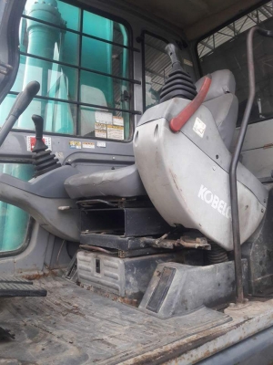 ขายKOBELCO SK200-3  มาร์คไฟว์  ซุปเปอร์  เก่าญี่ปุ่นแท้  สภาพสวย เดิมๆๆ  แทรค 80  มีลายแย๊ก  เครื่องปั๊มดี  พร้อมใช้  โทร  089-3818694  ดวงนภา