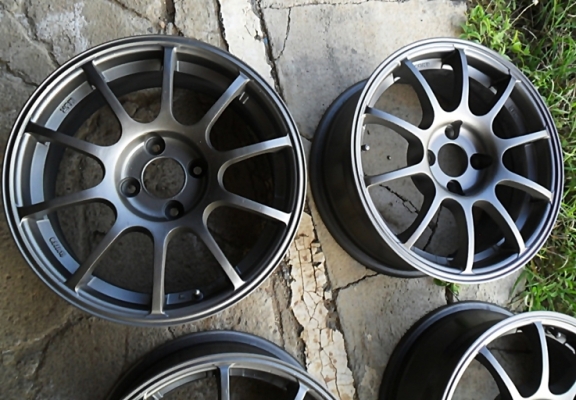 แม็กซิ่ง 4รู100 ขอบ15 ลายADVAN  วงละ1300