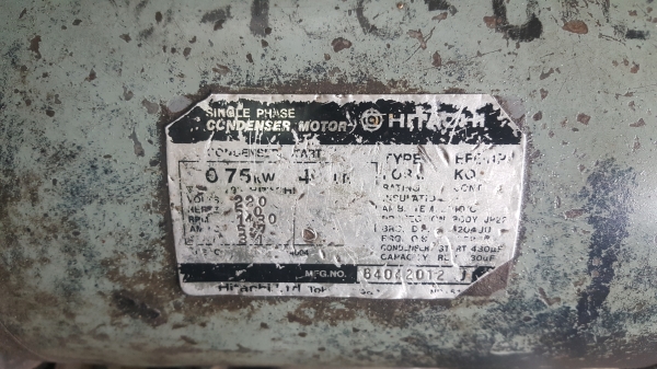 ปั้มลมถังแค้ปซูลhitachiมอเตอร์220v