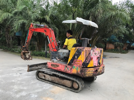 ขายแบคโฮIHI IS35(pc35)(ลายหัวแย๊ก) คอนโทลดี ปั้มแรง แน่นๆ สวยเดิมจากญี่ปุ่น100\% ทำงานสมบูรณ์ทุกระบบ รับรองไม่ผิดหวัง 199,000 เท่านั้น!!