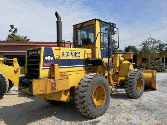 KOMATSU WA200-1 นำเข้าจากญี่ปุ่น โทร.090-986-2521 อ๊อบ