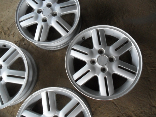 แม็กขอบ15 งานญี่ปุ่น 4รู100 สภาพดี (4วง 3,500)