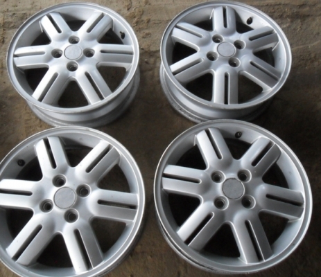 แม็กขอบ15 งานญี่ปุ่น 4รู100 สภาพดี (4วง 3,500)