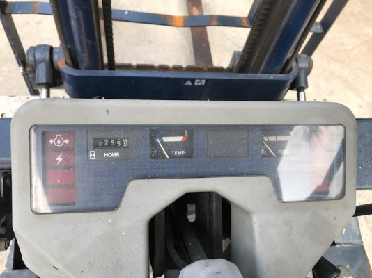 ขายFORKLIFT KOMATSU FG15-15(1.5ตัน)(AUTO) สวยเดิมจากญี่ปุ่น ยังไม่เคยใช้ในไทย 125,000เท่านั้น!!